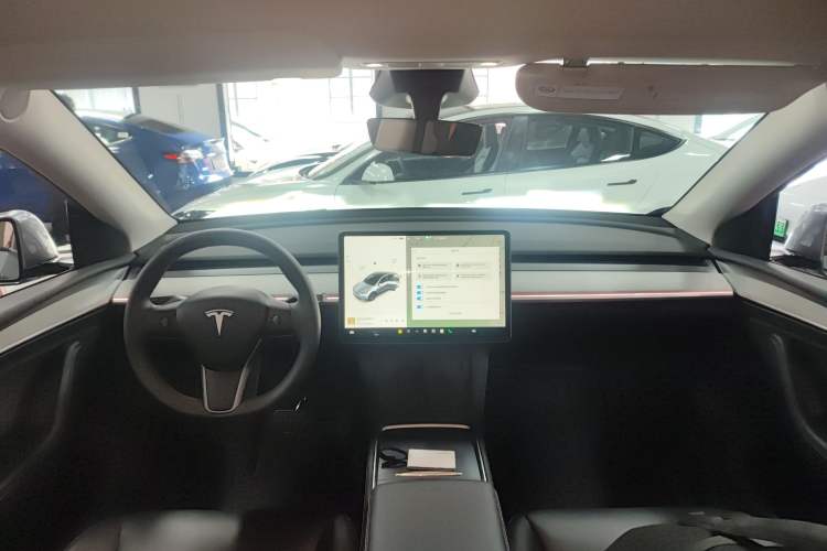 Used Tesla Model Y 2024 Rear-Wheel-Drive Version
