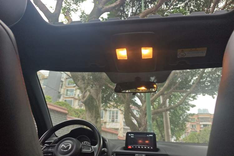 Used Mazda CX-4 2018 2.0L Automatic Two-Wheel Drive Blue Sky Exploration Version China V Standard