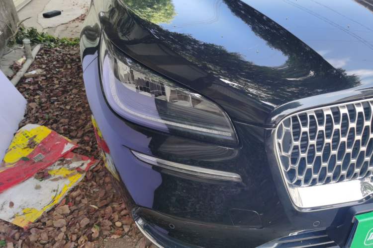 Used Lincoln Corsair 2020 2.0T Four-Wheel Drive Luxury Edition Right Front Headlight