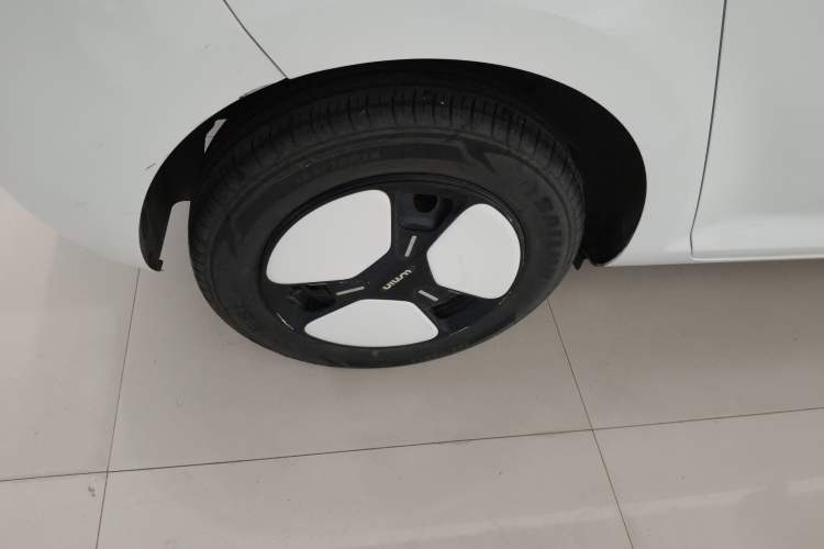 Used CHANGAN NEVO Lumin 2022 155 km – Refreshingly Sweet Edition
