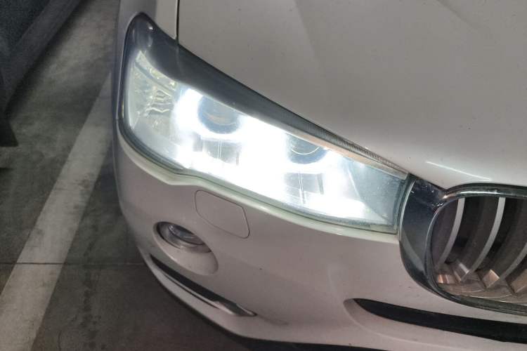 Used BMW X3 2014 xDrive20i X Design Package Right Front Headlight