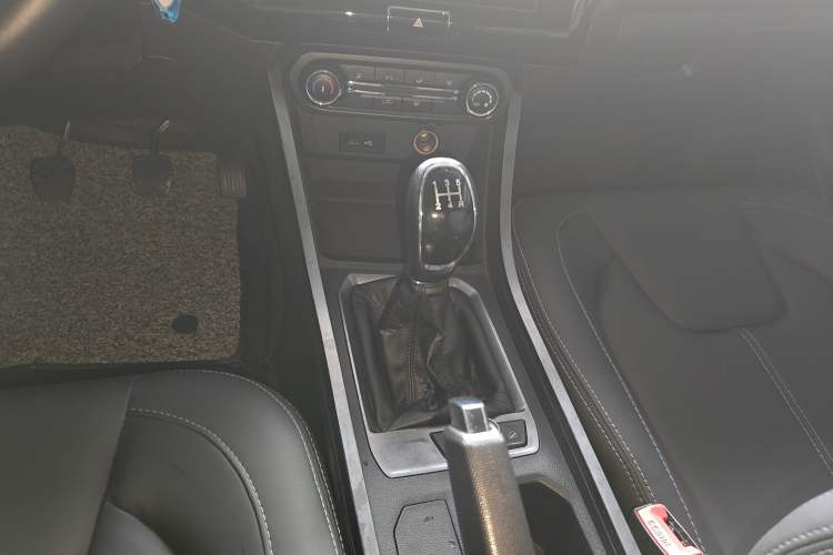 Used Chery Tiggo 3X 2021 Revised Version PLUS 1.5L Manual – Passionate Red Date Edition