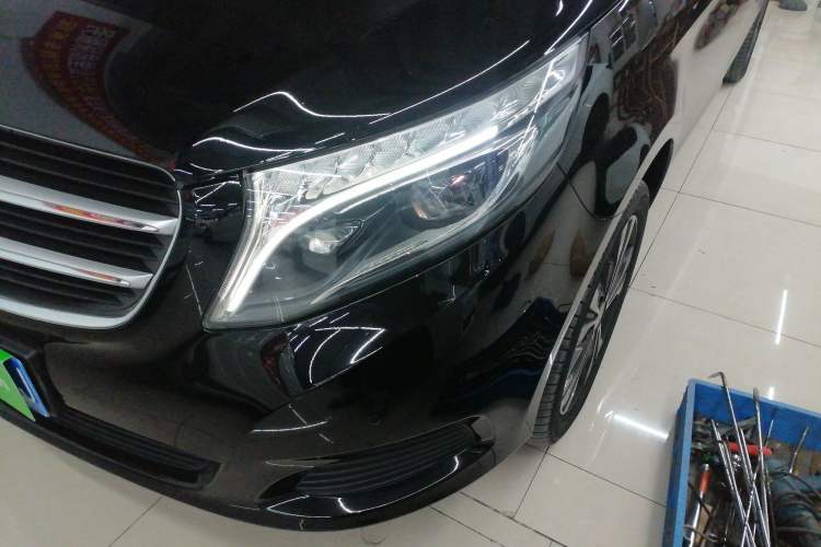 Used Mercedes-Benz V-Class 2016 V 260 Avantgarde Edition
