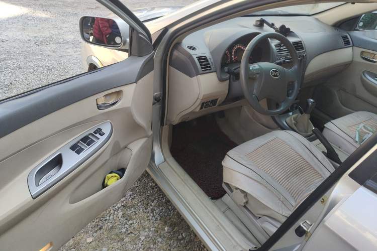 Used BYD L3 2011 Fengchang 1.5L Manual Luxury Model