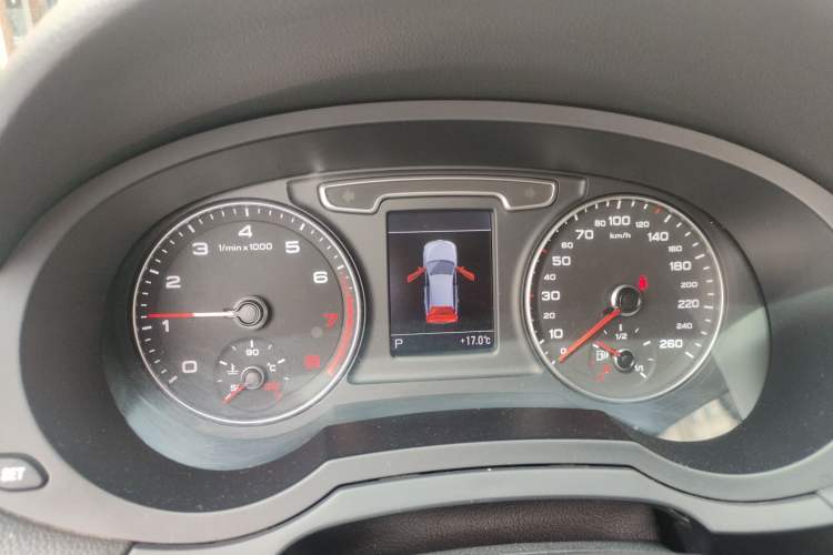 Used Audi Q3 2013 35 TFSI quattro Comfort Model
