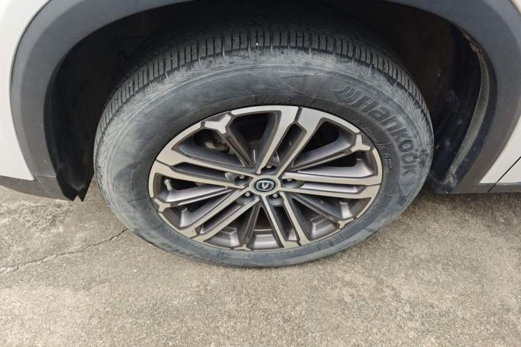 Used CHANGAN CS75 PLUS 2021 1.5T Automatic Prestige Model Left Front Wheel Hub