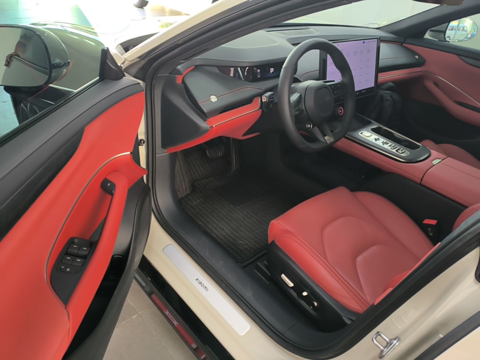Xiaomi Auto SU7 2024 Rear-Drive Ultra-Long Range Advanced Pro-Level Intelligent Driving Version — снимка 18