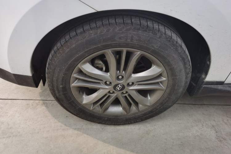 Used Hyundai ix35 2015 2.0L Automatic 2WD Smart Version China V Standard
