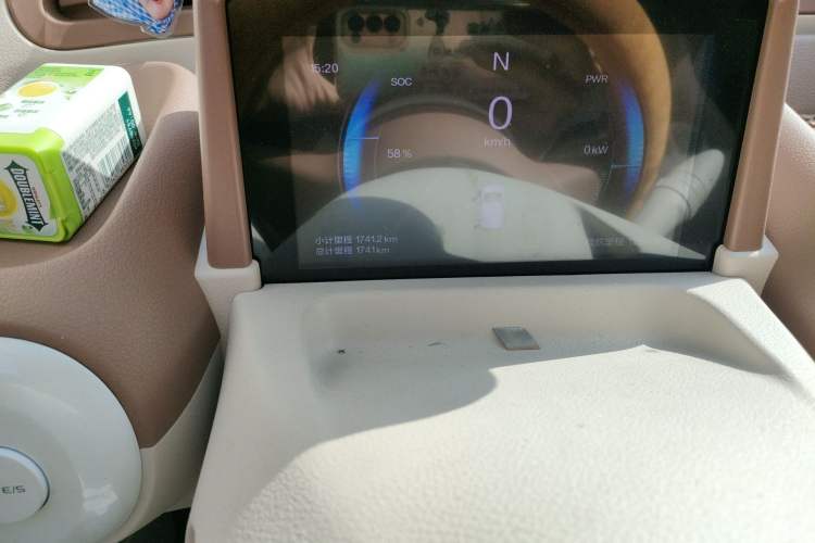 Used Bestune Pony 2026 Model 222km Shining Horse Odometer Close Up