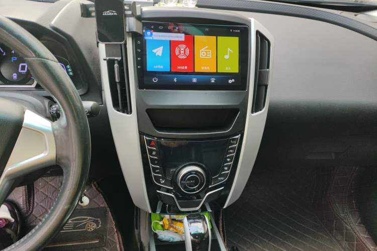 Used Luxgen U6 SUV 2015 1.8T Fashion Edition
