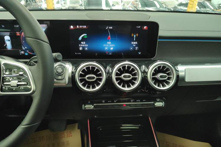 Used Mercedes-Benz GLB 2020 Updated GLB 200 Dynamic Edition Audio And AC Panel