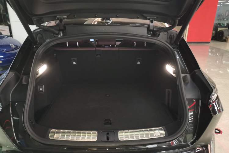 Used Nio ET5T 2024 75kWh Touring