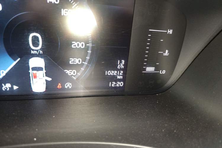 Used Volvo S90 2018 T4 Zhiyuan Edition Odometer Close Up