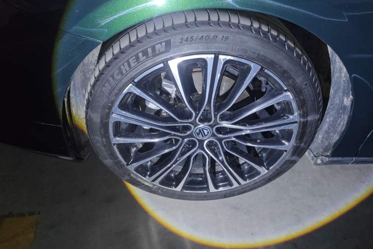 Used MG 7 2023 2.0T Automatic Hunter Luxury Edition Left Front Wheel Hub