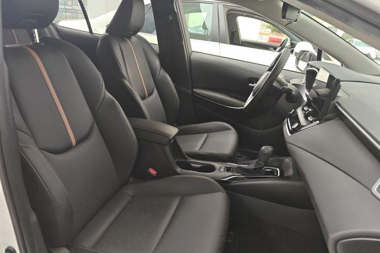 Used Toyota Levin 2023 Smart Electric Hybrid Dual-Engine 1.8L Sport Edition Right Front Seat