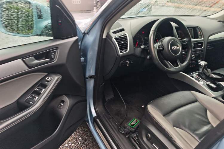 Used Audi Q5 2017 Plus 40 TFSI Technology Model Driver Seat