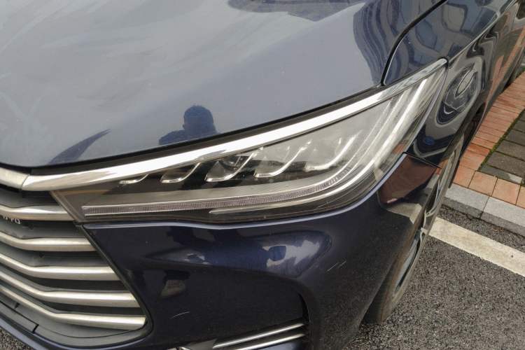 Used BYD Song MAX 2017 1.5T Automatic Smart Connect Elite 7-Seater Left Front Headlight