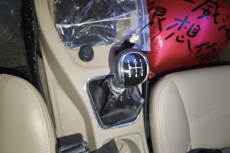 Used Wuling Hongguang 2014 1.5L S Comfort Model