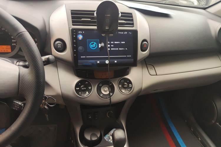 Used Toyota RAV4 2006 2.4 Luxury Model Audio And AC Panel