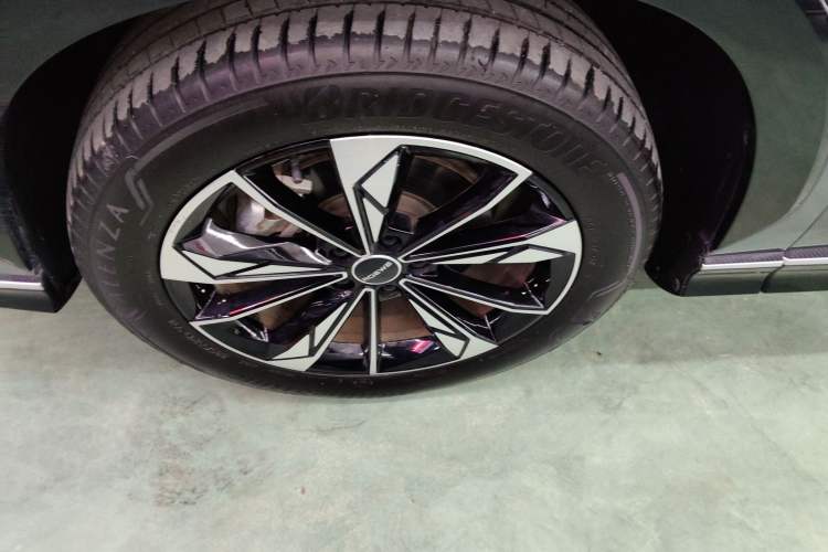 Used Roewe RX5 2023 1.5T Prestige Sliding-Screen Version