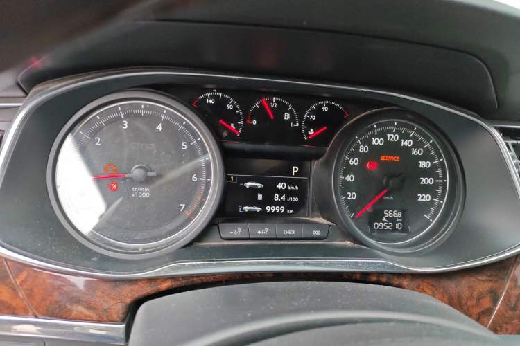 Used Dongfeng Aeolus A9 2016 1.8T Luxury Model
