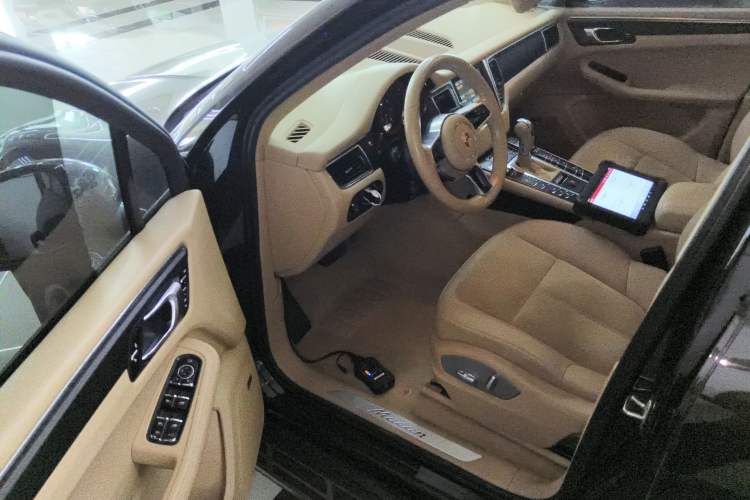 Used Porsche Macan 2014 Macan 2.0T