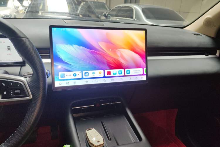 Used Landian E5 PLUS 2025 165 km Long-Range Version 7 Seats
