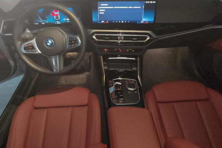 Used BMW i4 2023 eDrive35
