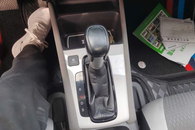 Used Honda LIFE 2021 1.5L CVT CRO-SS Fun Edition