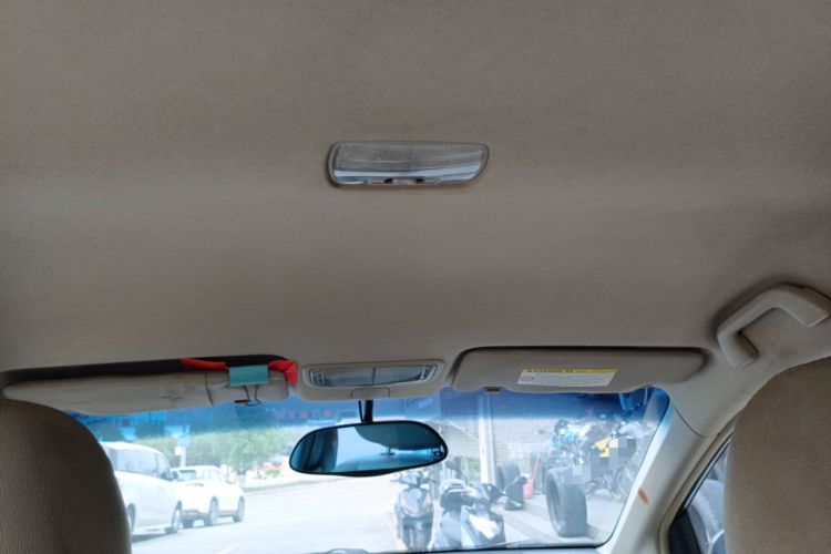 Used Honda Crider 2015 1.8L automatic comfort version Headliner