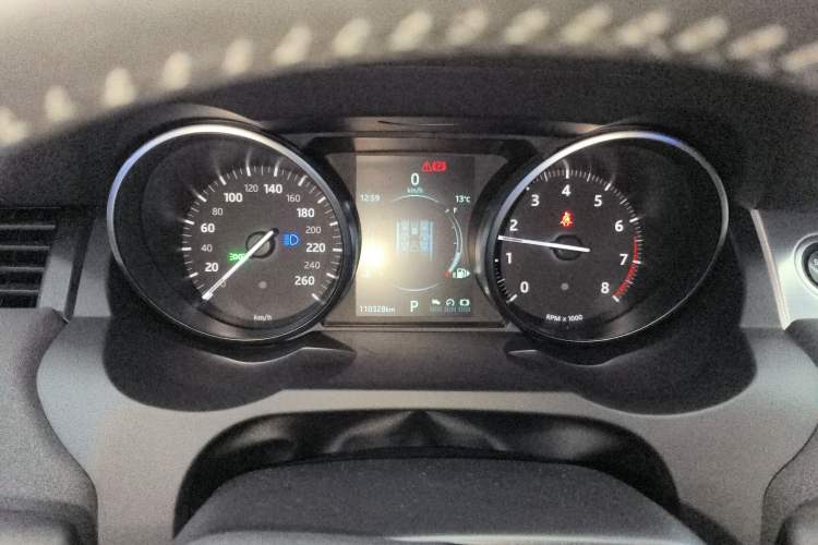 Used Land Rover Range Rover Evoque 2018 240 PS SE Smart Brilliance Edition