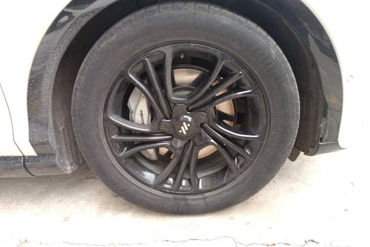 Used IM LS7 2023 90 kWh Elite Rear-Drive Version