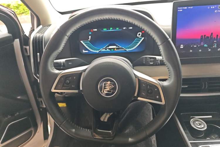 Used BYD Tang New Energy 2018 DM 2.0T All-Wheel Drive Smart Connectivity Luxury Model 7 Seats China V Emission Standard