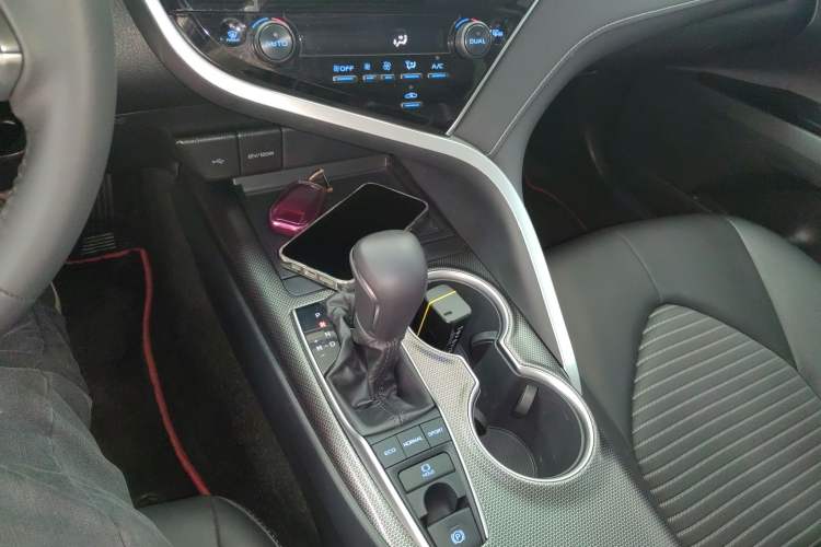 Used Toyota Camry 2023 2.0S Knight Edition