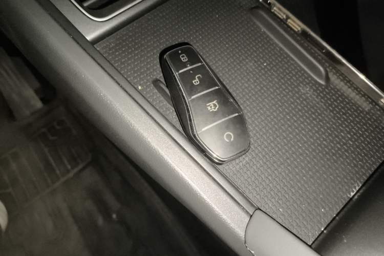 Used BYD Qin L 2024 DM-i 80KM Leading Model
