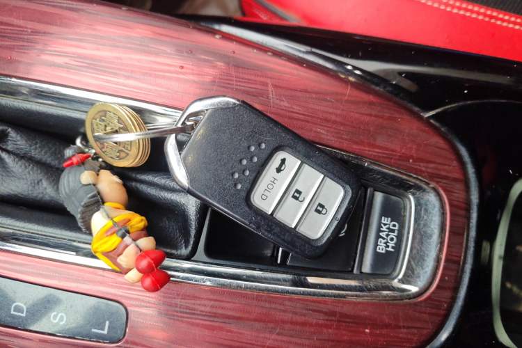 Used Honda XR-V 2015 1.8L VTi CVT Luxury Edition Interior 1