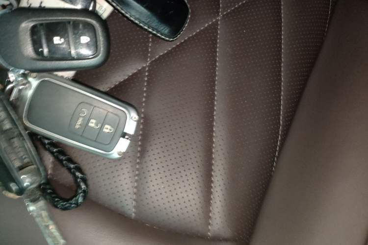 Used Chery Tiggo 8 PRO 2024 Champion Edition 390T Two-Wheel Drive Peak Version 5 Seats Vehicle Key