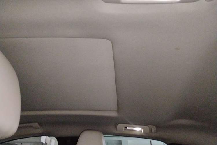 Used Cadillac XTS 2015 28T Comfort Model
