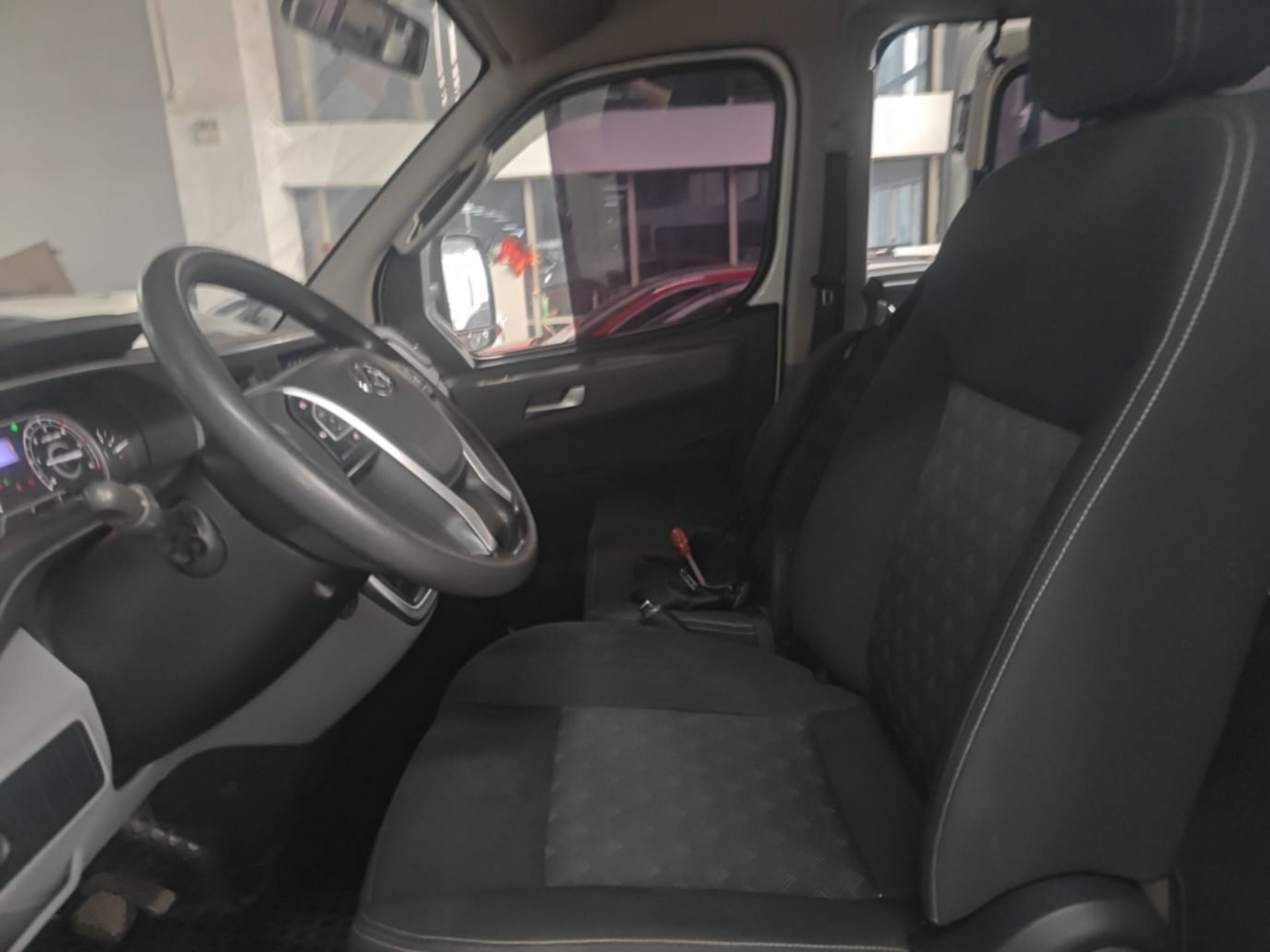 Interior delantero