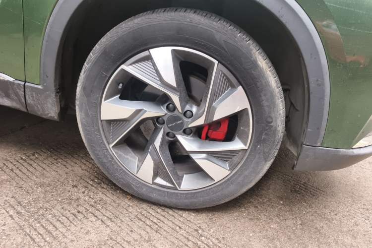 Used BAIC Beijing X7 2020 1.5TD DCT Leading Edition Right Front Wheel Hub