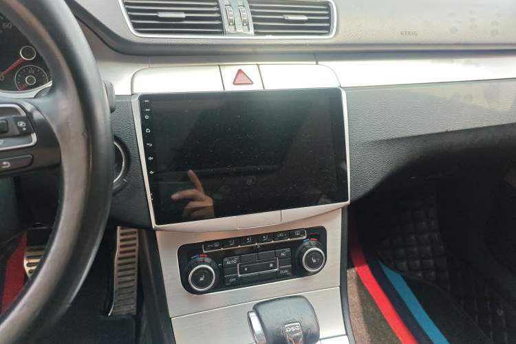 Used Volkswagen FAW-Volkswagen CC 2010 2.0 TSI Luxury Model Audio And AC Panel