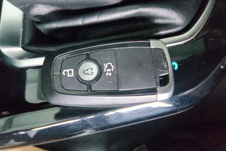 Used Ford Escort 2021 1.5L Automatic Diamond Edition
