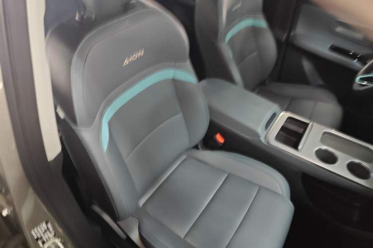 Used AION Y 2022 70 Intelligent Edition Lithium Iron Phosphate
