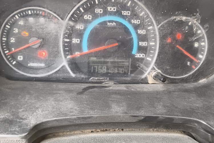 Used Wuling Hongguang V 2019 1.5L Enjoyment Version China VI LAR