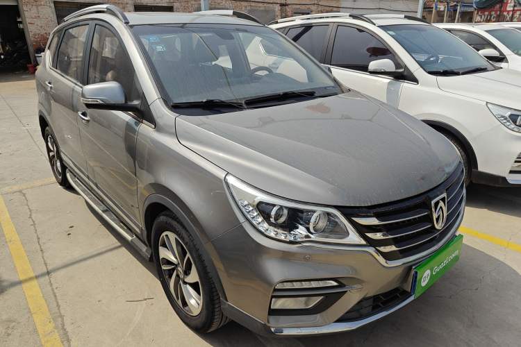 Used Baojun 560 2017 1.5T DCT Flagship Model 7 Seats