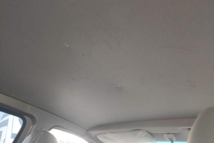 Used Jinbei Hiace King 2021 2.0L City Transport King Series Express Model Standard Top 6-Seater 1TZS Headliner