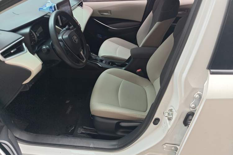 Used Toyota Corolla 2021 Dual-Motor 1.8L E-CVT Elite Edition