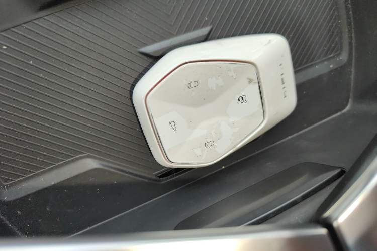 Used HiPhi Y 2023 560 km Pioneer Edition