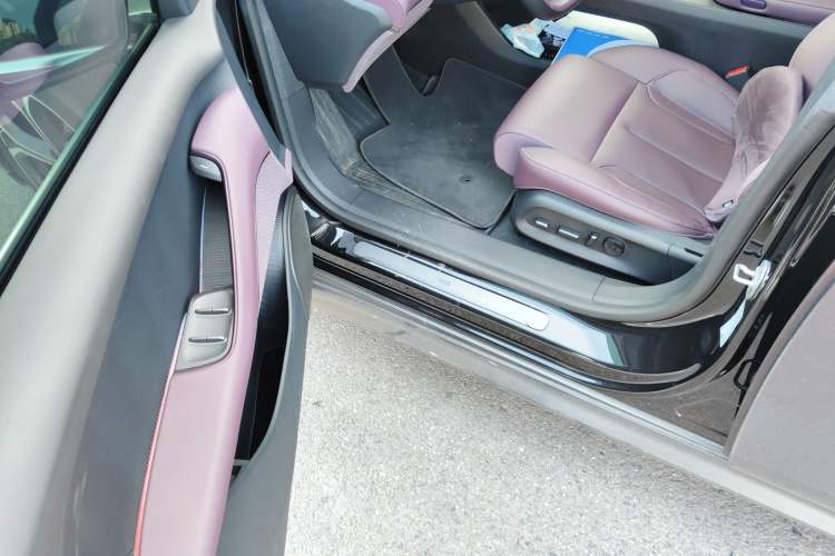 Used Nio ET5T 2023 75 kWh Touring
