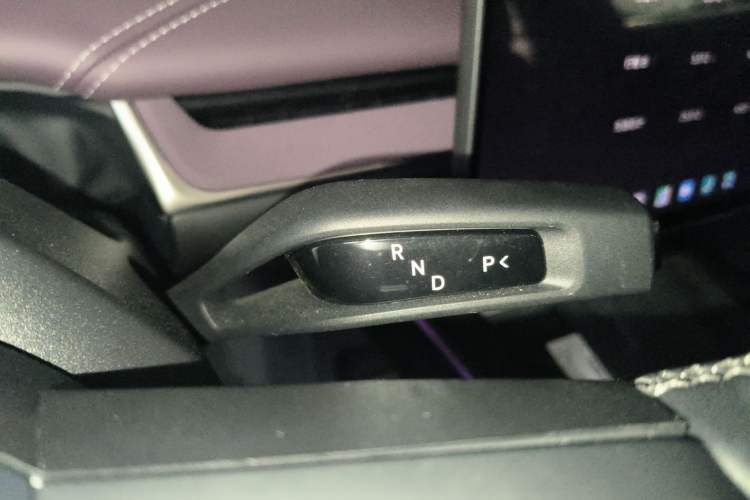 Used Xiaomi Auto SU7 2024 Rear-Drive Ultra-Long Range Advanced Pro-Level Intelligent Driving Version Gear Lever